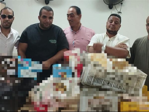 ضبط 24 ألف عبوة مواد غذائية مجهولة المصدر خلال حملة تموينية بإيتاي البارود