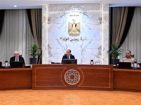 مجلس الوزراء يوافق على 10 قرارات.. أبرزها خطة ملكية الدولة وتنظيم وزارتي الاستثمار والتموين