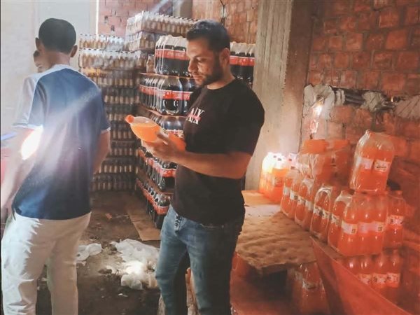 صحة سوهاج تضبط 13 ألفًا و200 عبوة مشروبات وعصائر غير صالحة بجرجا