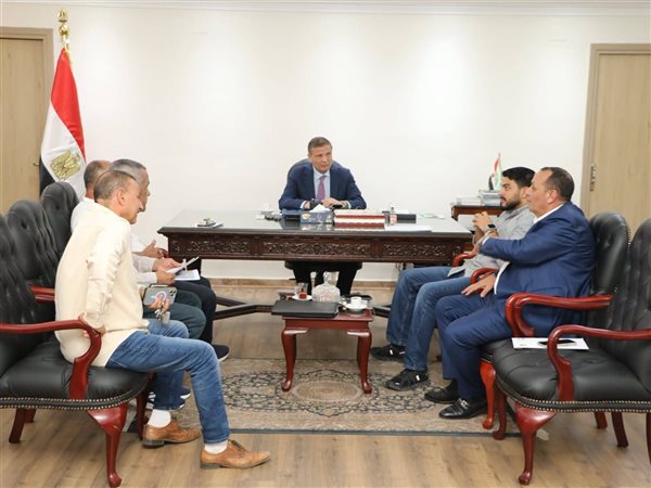 وزير الزراعة يوجه بالتفاعل الفوري مع طلبات نواب الشعب لتلبية احتياجات المزارعين