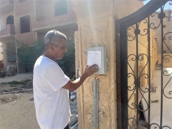 جهاز مدينة 6 أكتوبر يوجه إنذارات حاسمة لإزالة مخلفات البناء وتصحيح الأنشطة المخالفة بغرب سوميد