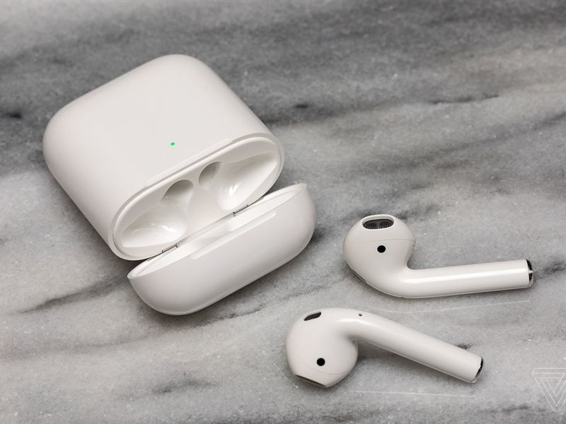 AirPods
