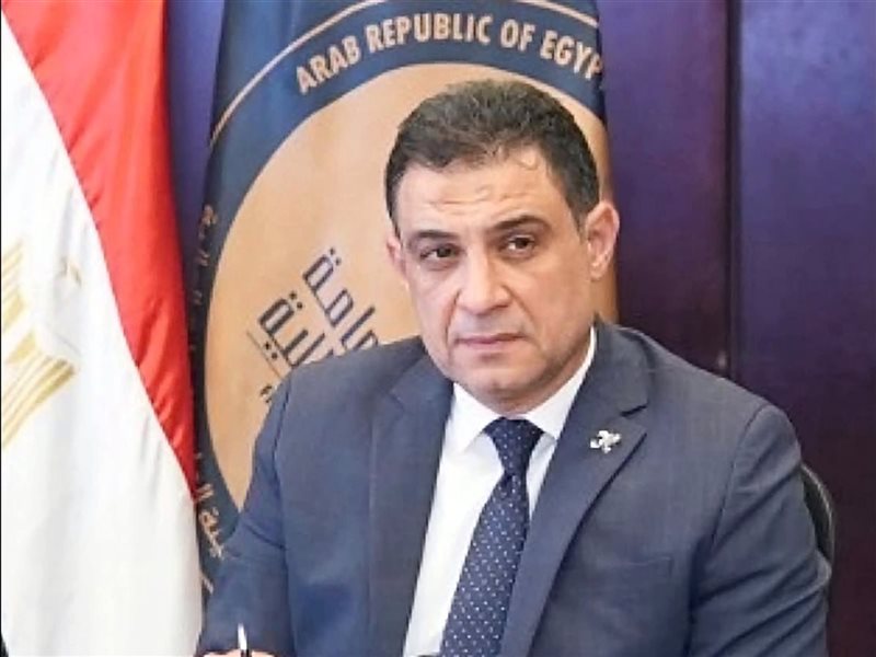 السيد حمدي بدوي مساعدًا