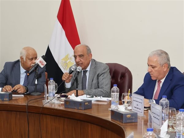 وزير الكهرباء: 5 تريليونات جنيه استثمارات في الطاقة.. ولن نعود لتخفيف الأحمال