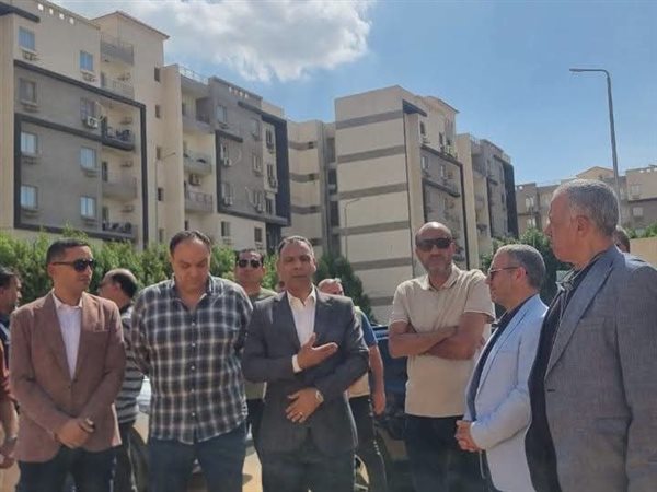 نائب رئيس هيئة المجتمعات العمرانية يوجه بتسريع تنفيذ مشروعات «سكن مصر» و«ظلال» و«الإيجار التمليكي» بالشروق