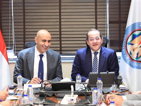 «زيادة مرتبات المعلمين» على الطريق.. بشرى للمدرسين مع بداية العام الدراسي المقبل