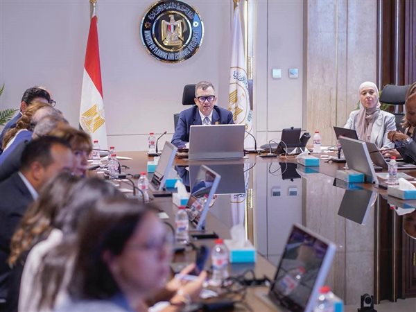التخطيط تكشف ملامح التحول الاقتصادي ودعم الاستثمار والقطاع الخاص..والنمو يصل5.1% بنهاية العام الماضي