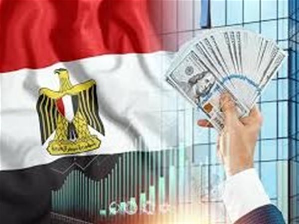 فيتش: 54.4 مليار دولار احتياطي نقدي لمصر.. والاقتصاد يحقق نموًا 5.1%