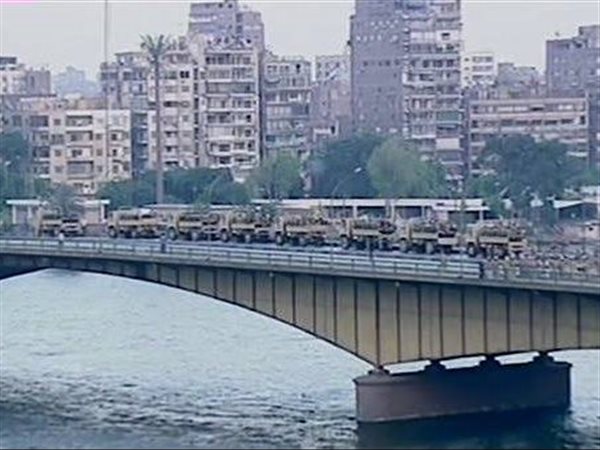 الطرق والكباري تحسم الجدل حول تضرر أرصفة كوبري الجامعة على النيل