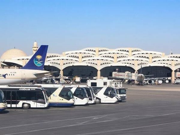 مصر تدين استهداف مطار الملك خالد بالرياض وطائرة للخطوط السعودية وسقوط ضحايا