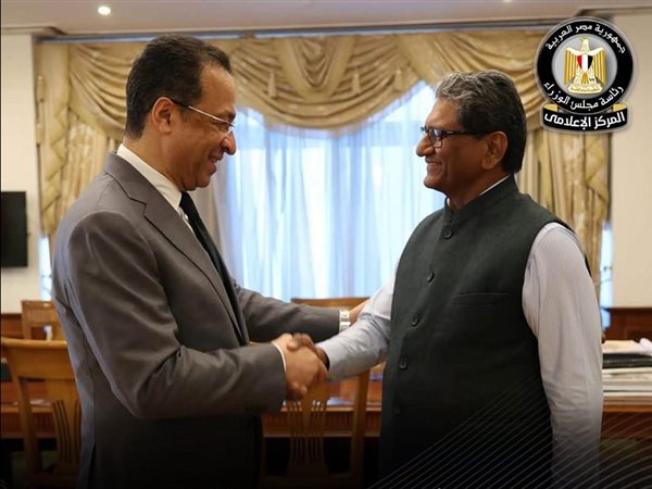  وزير الاتصالات يبحث مع السفير الهندي تعزيز التعاون في الذكاء الاصطناعي والأمن السيبراني