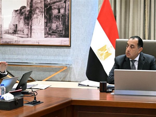 3.7 تريليون جنيه استثمارات و5.4% نمو مستهدف.. الحكومة تكشف ملامح خطتها الاقتصادية