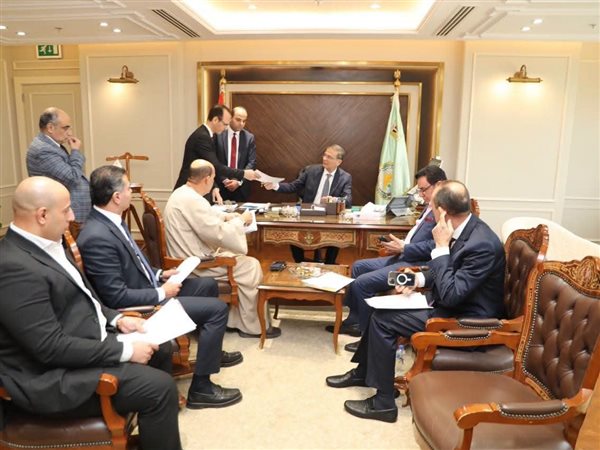 وزير الزراعة يبحث مع النواب مشكلات المزارعين وملفات الأسمدة وكارت الفلاح والاستعداد للموسم الجديد