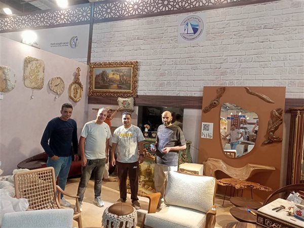 شعبة الأثاث بغرفة دمياط التجارية تجهز جناحها بمعرض تراثنا 2026 لدعم الصناع