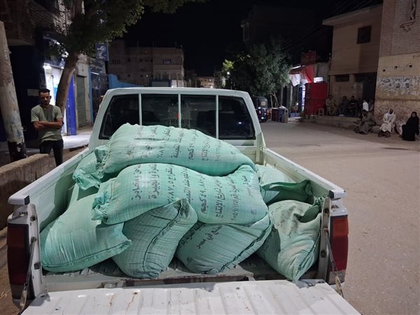 تموين الفيوم يضبط 1.8 طن دقيق مدعم وزيتًا مجهول المصدر وسجائر صينية