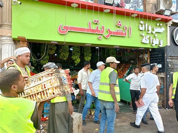 55 غلق وتشميع وإزالة 25 لوحة إعلانية..حملة حاسمة لإعادة الانضباط بمول بانوراما في الشروق