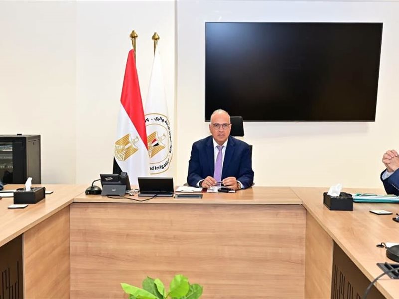 وزير الري 
