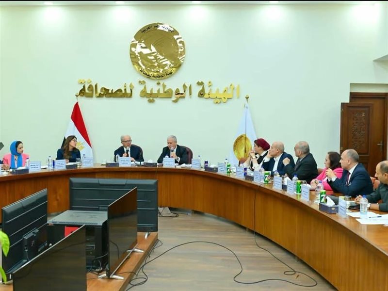 خلال الاجتماع 