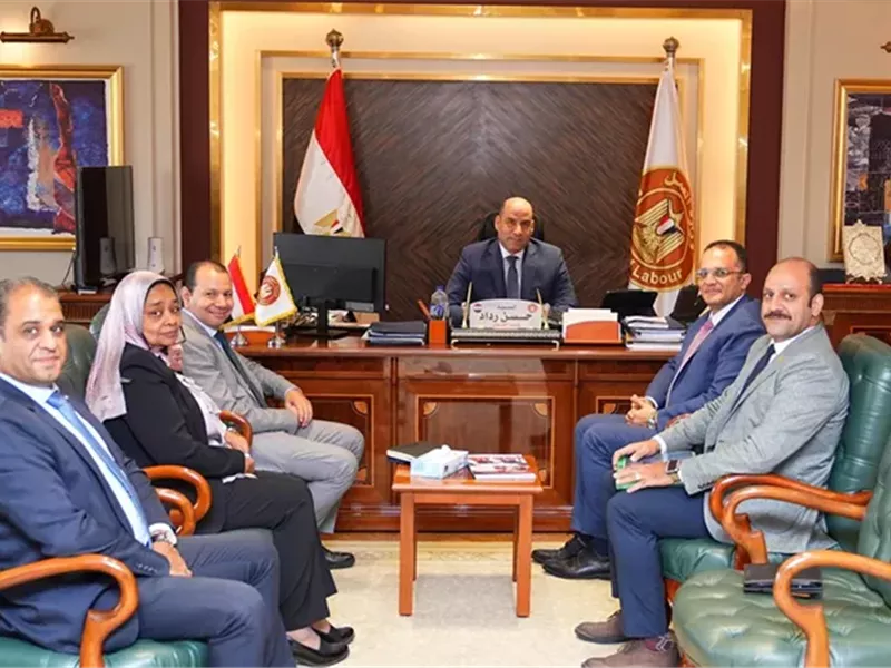 وزير العمل