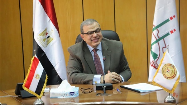  وزير القوى العاملة